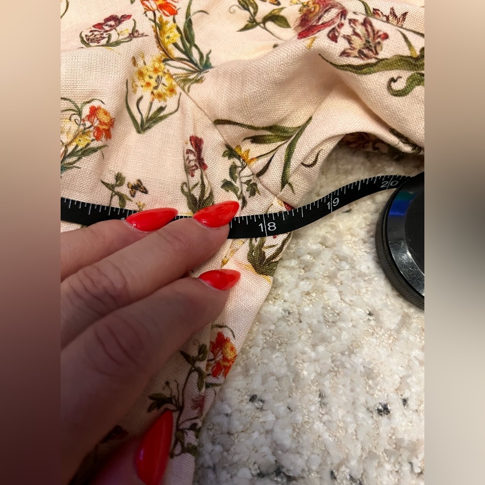 Anna Cate - Eloise Floral Blouse - Picture 7 of 9